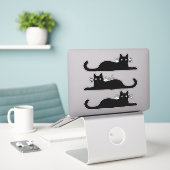 Cooles Schwarzes Katzenschilling aus Vinyl Sticker (Laptop auf Schreibtisch)