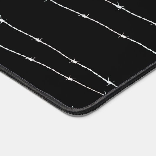 Cooles Schwarzweiß-Stacheldraht Monogram Schreibtischunterlage (Ecke)