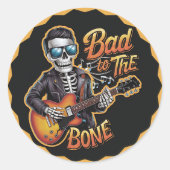 Cooles Skelett Bad to Bone mit Gitarre Runder Aufkleber (Vorderseite)