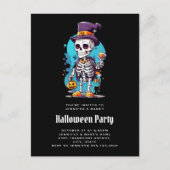 Cooles Skelett in einem Top Hat Halloween Einladungspostkarte (Vorderseite)