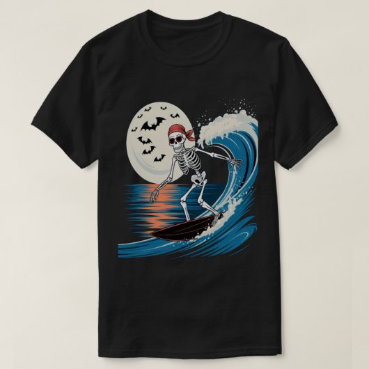Cooles Skelettsurfen nachts - Halloween Beach T-Shirt (Design vorne)
