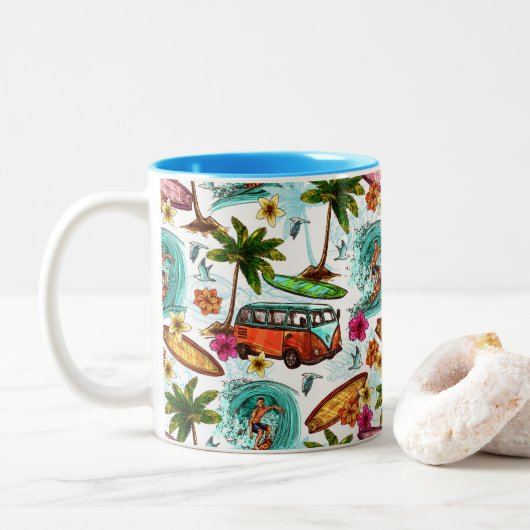 Cooles Strandmuster Zweifarbige Tasse (Mit Donut)