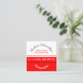 Cooles Trendy Red and White Cubic Quadratische Visitenkarte (Stehend Vorderseite)
