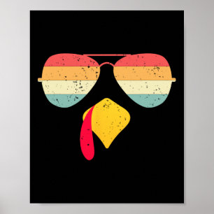 Cooles türkisches Antlitz mit sonnenverwöhntem Ern Poster