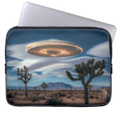 COOLES UFO LAPTOPSCHUTZHÜLLE (Vorderseite)