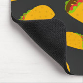 Cooles und lustiges Yummy-Tacom Monogram Mousepad (Ecke)