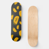 Cooles und lustiges Yummy-Tacom Monogram Skateboard (Vorderseite)