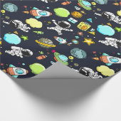 Cooles Weltraumthema - Astronauten und Raketenschi Geschenkpapier (Ecke)