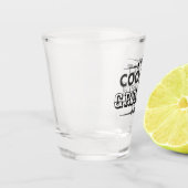 Coolste GRANNY je Bar Party Typografie lustig Schnapsglas (Links)