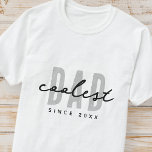 Coolster Vater seit 20XX Moderne, einfache Preppy T-Shirt<br><div class="desc">Dieses einfache und moderne Design besteht aus san-Serifentypografie.</div>