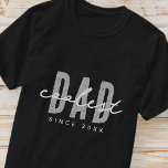 Coolster Vater seit 20XX Moderne, einfache Preppy T-Shirt<br><div class="desc">Dieses einfache und moderne Design besteht aus san-Serifentypografie.</div>