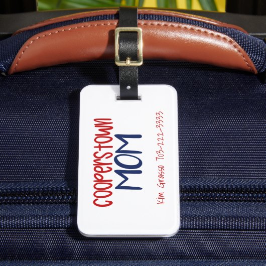Cooperstown Mom Rot Blau Gepäckanhänger (Vorderseite Insitu 2)