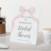 Coquete pink bow Bridal Shower Welcome sign Sockelschild (In SItu)