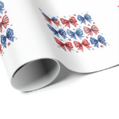 Coquette American Flag Coquette Bow 4. Juli Geschenkpapier (Rolleneckpunkt)