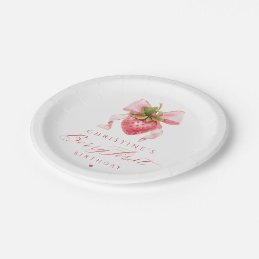 Coquette Berry First Birthday Pappteller (Schrägansicht)