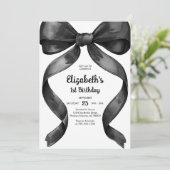 Coquette Black Bow Birthday Invitation Einladung (Stehend Vorderseite)