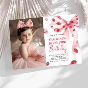 Coquette Bow Berry First Strawberry Birthday Foto Einladung