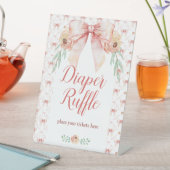 Coquette Bow Floral Diaper Raffelzeichen Sockelschild (In Situ)