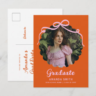 Coquette Bow Retro Orange & Pink Graduation Photo Einladungspostkarte