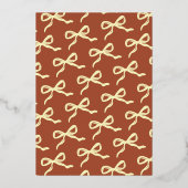 Coquette Bow Retro Wedding Foto Save the Date Folieneinladung (Rückseite)