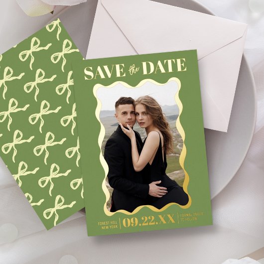 Coquette Bow Retro Wedding Foto Save the Date Folieneinladung