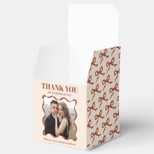 Coquette Bow Retro Wedding Geschenkschachtel (Geöffnet)