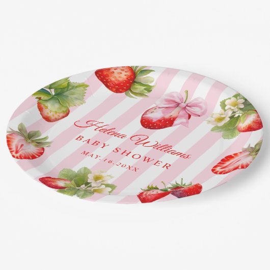 Coquette Bow Strawberries Baby Shower Pappteller (Schrägansicht)