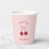 Coquette Cherry auf Top Cake Baby Dusche Pappbecher (Vorderseite)