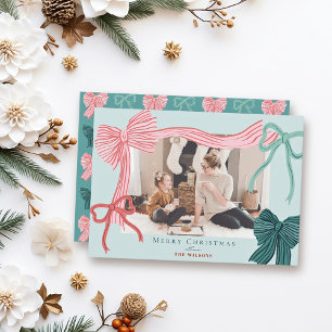 Coquette-Core Red Green Bows Green Christmas Foto Feiertagskarte