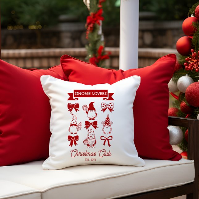 Coquette Gnome Lovers - The Restaurant | Weiß Kissen (Coquette Gnome Lovers Christmas Club Red White Throw Pillow)