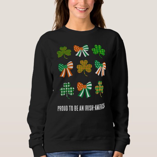 Coquette Kleeblatt PROUD IRISH-AMERICAN St Patrick Sweatshirt (Vorderseite)