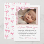 Coquette Pink Bow First Birthday Photo Invitation Dankeskarte (Vorne/Hinten)