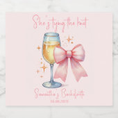Coquette Pink Bow Junggeselinnen-Abschied Schaumweinetikett (Einzelnes Label)