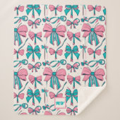 Coquette rosa und aquamarine Bogen Monogramm Sherpadecke (Vorderseite)