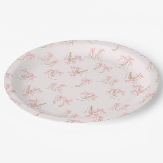 Coquette-Schuhmuster  Pappteller (Schrägansicht)