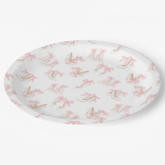 Coquette-Schuhmuster  Pappteller (Schrägansicht)