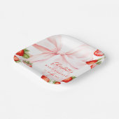 Coquette Strawberry Baby Shower Pappteller (Gewinkelt)