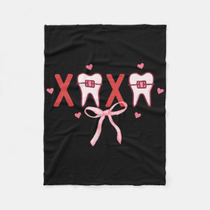Coquette Zahn Xoxo Zahnarzt Hygienikerin Dental-Te Fleecedecke