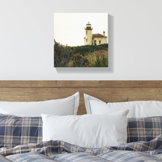Coquille River Lighthouse, Oregon Leinwanddruck (Insitu (Schlafzimmer))