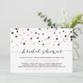 Coral Blush Confetti Dots Bridal Dusche Einladung (Stehend Vorderseite)