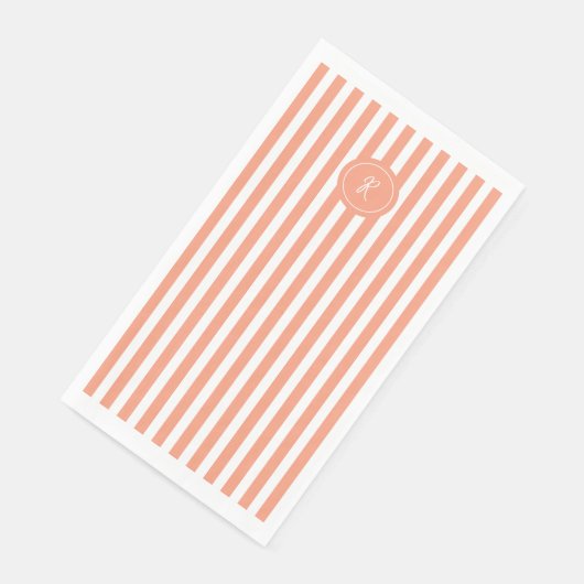 Coral French Beach Stripe Personalisiert Monogram Serviette (Ecke)