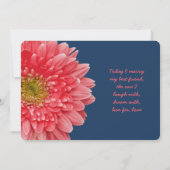 Coral Gerbera Daisy Navy Blue Wedding Einladung (Rückseite)