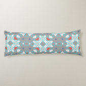 Coral Gray Mandala Pattern | Geometric Floral Boho Seitenschläferkissen (Rückseite)