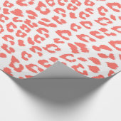 Coral Leopard Print Geschenkpapier (Ecke)