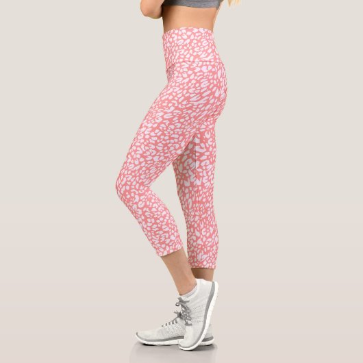 Coral Leopard Print Pattern Capri Leggings (Links)