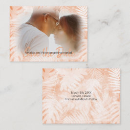 Coral Orange Tropical Palm Leaf Rett-the-Date Card Hinweiskarte