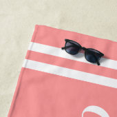 Coral Pink Girls Personalisierter Name Strandtuch (Beispiel)