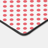 Coral Pink Polka Dots von Shirley Taylor Schreibtischunterlage (Ecke)