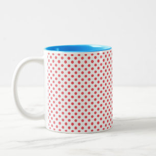 Coral Pink Polka Dots von Shirley Taylor Zweifarbige Tasse