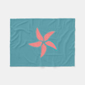 Coral Pink Starfish Cyan Fleece Blanket (Vorderseite (Horizontal))